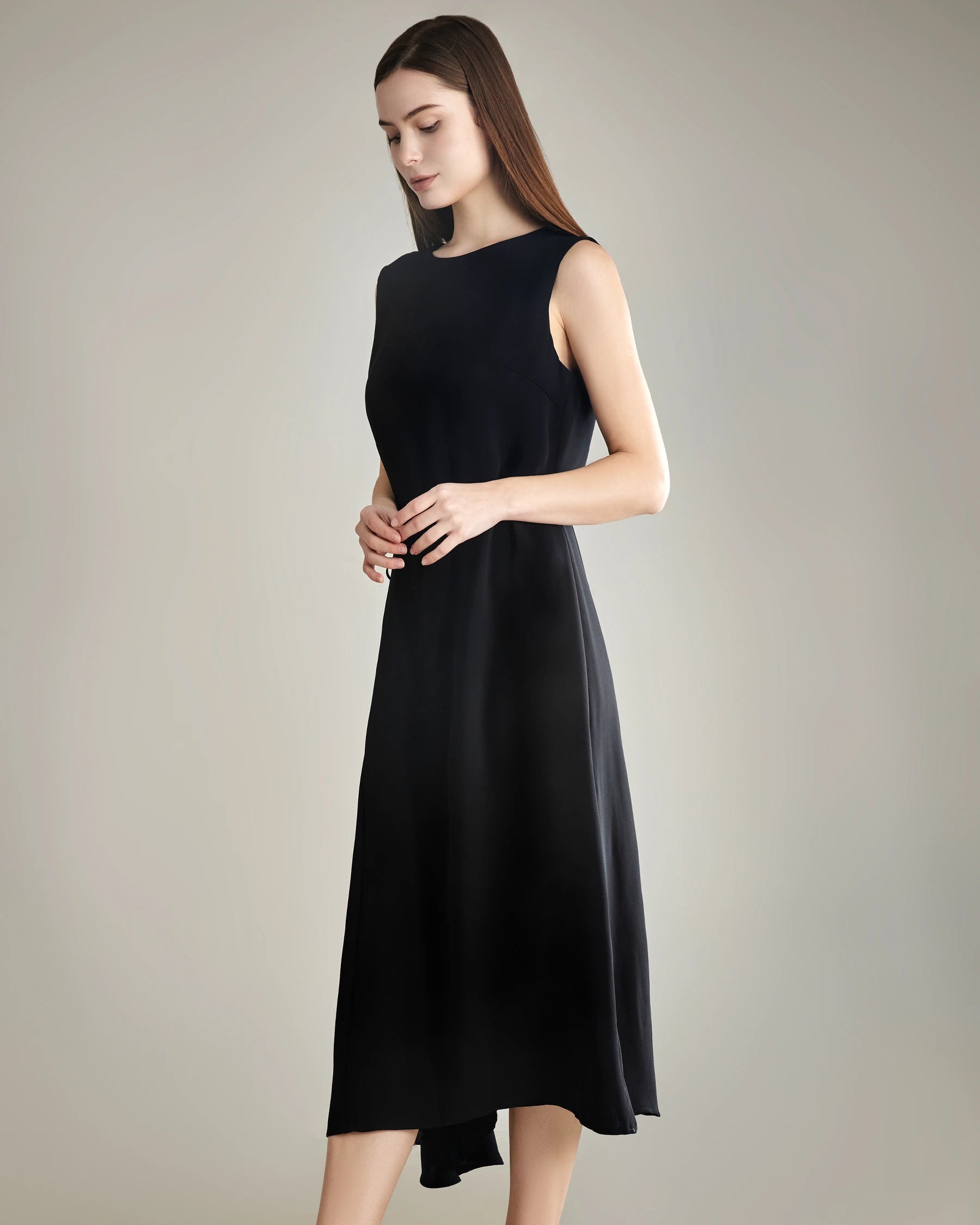 32 Momme Sleeveless Silk Dress