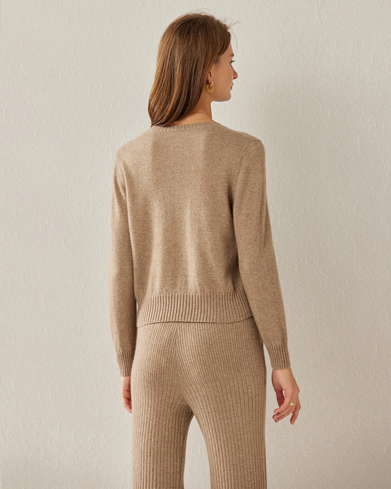 Basic V-Neck Cashmere Sweater