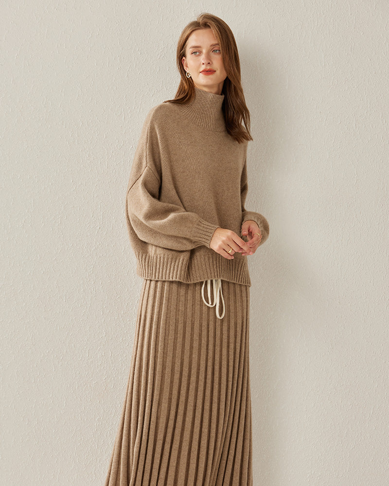 Luxe Oversized Cashmere Turtleneck Sweater