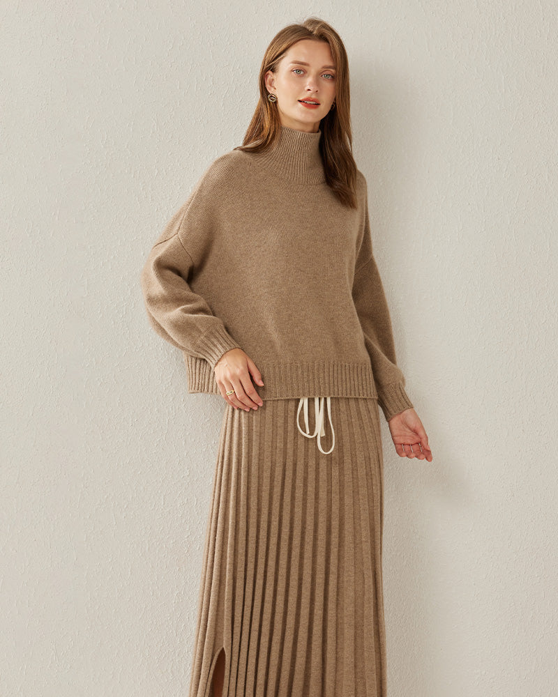 Luxe Oversized Cashmere Turtleneck Sweater