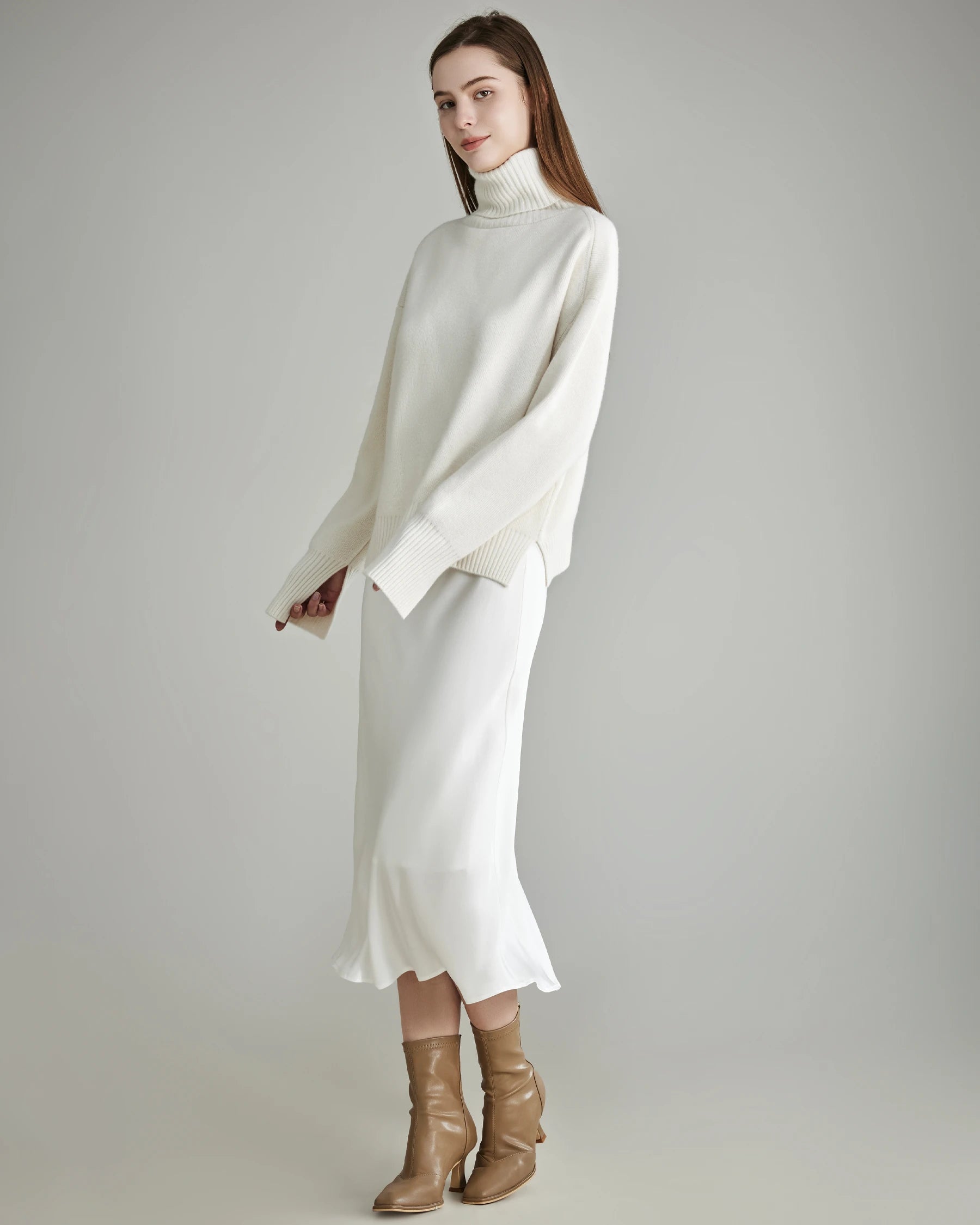 Oversized Turtle Neck Cashmere Sweater