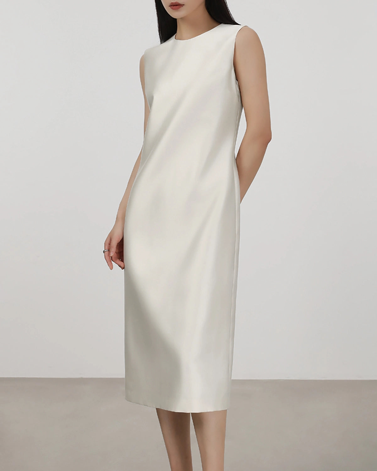 40 Momme Silk Sleeveless Midi Dress