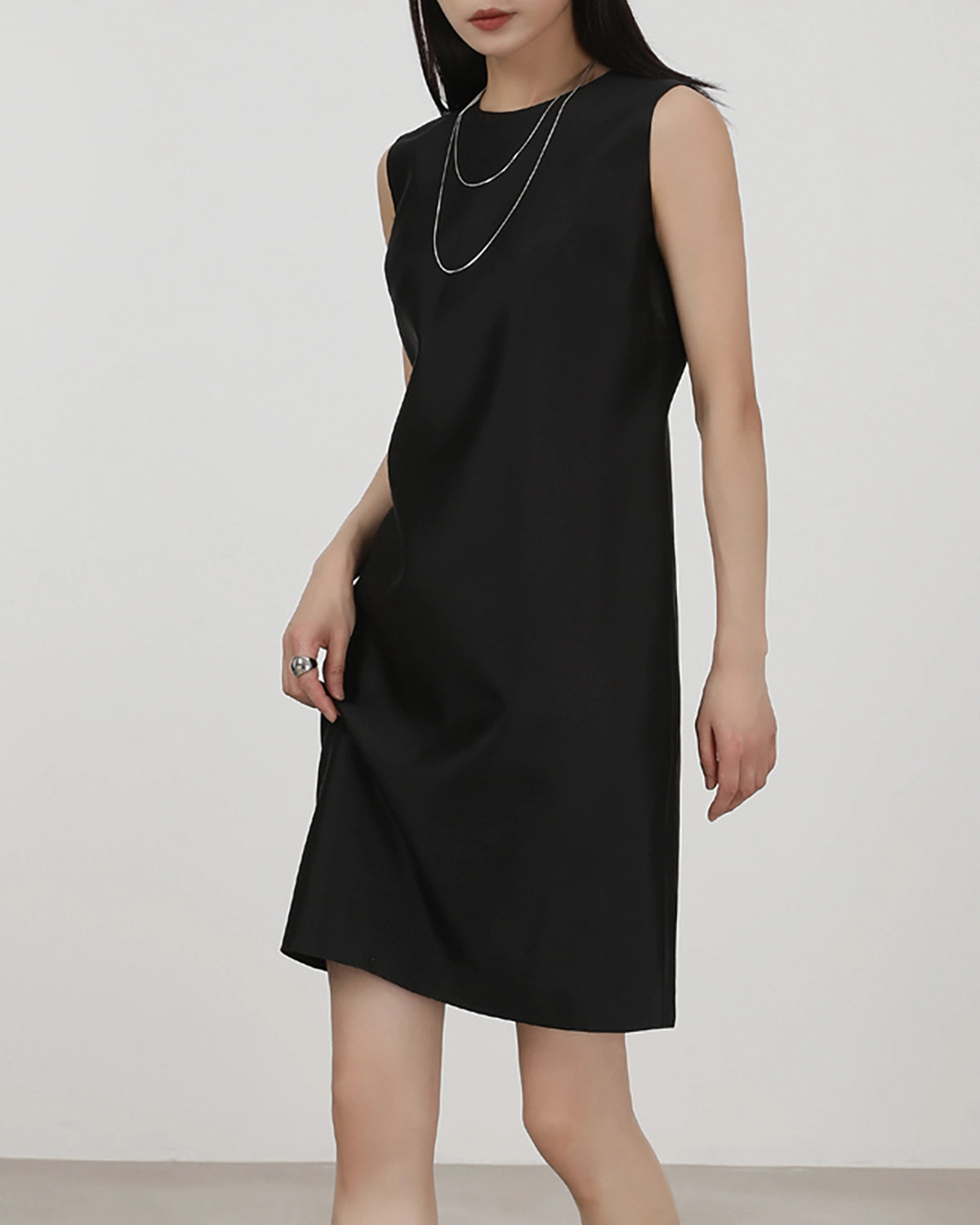 40 Momme Sleeveless Silk Straight Dress