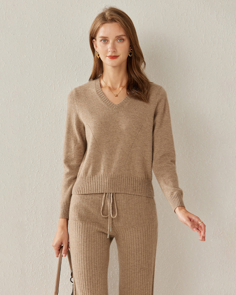 Basic V-Neck Cashmere Sweater